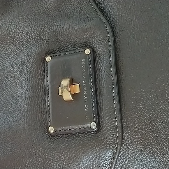 Marc Jacobs Bags gold accents - Picture 7 of 15